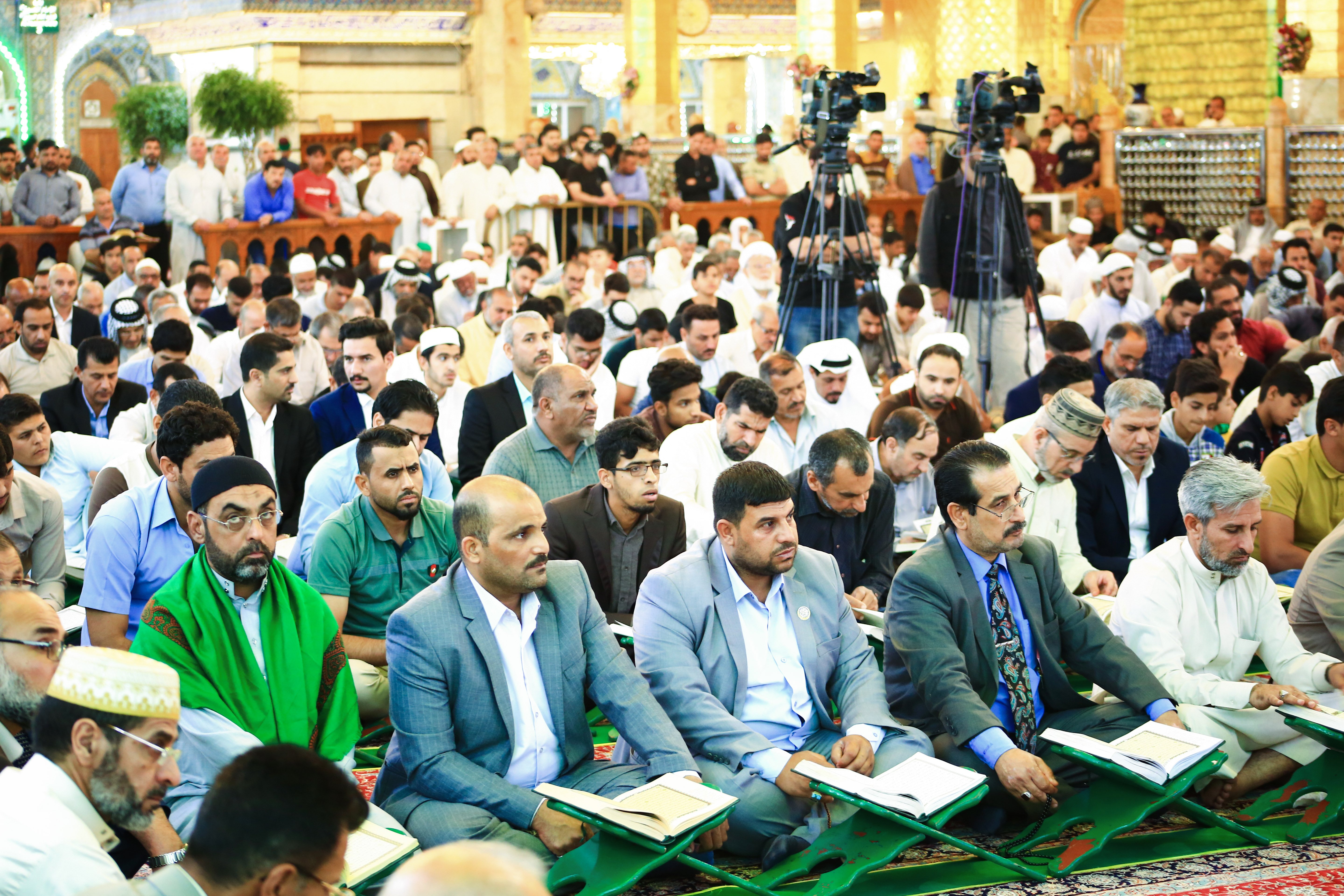 وسط حضور كبير معهد القرآن الكريم يُحيّ أمسية قرآنية ضمن فعاليات مهرجان ربيع الشهادة العالمي الرابع عشر