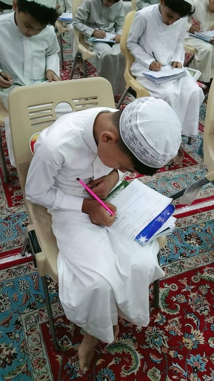اختبارات تحريرية لطلبة مشروع الدورات القرآنية الصيفية في المثنى