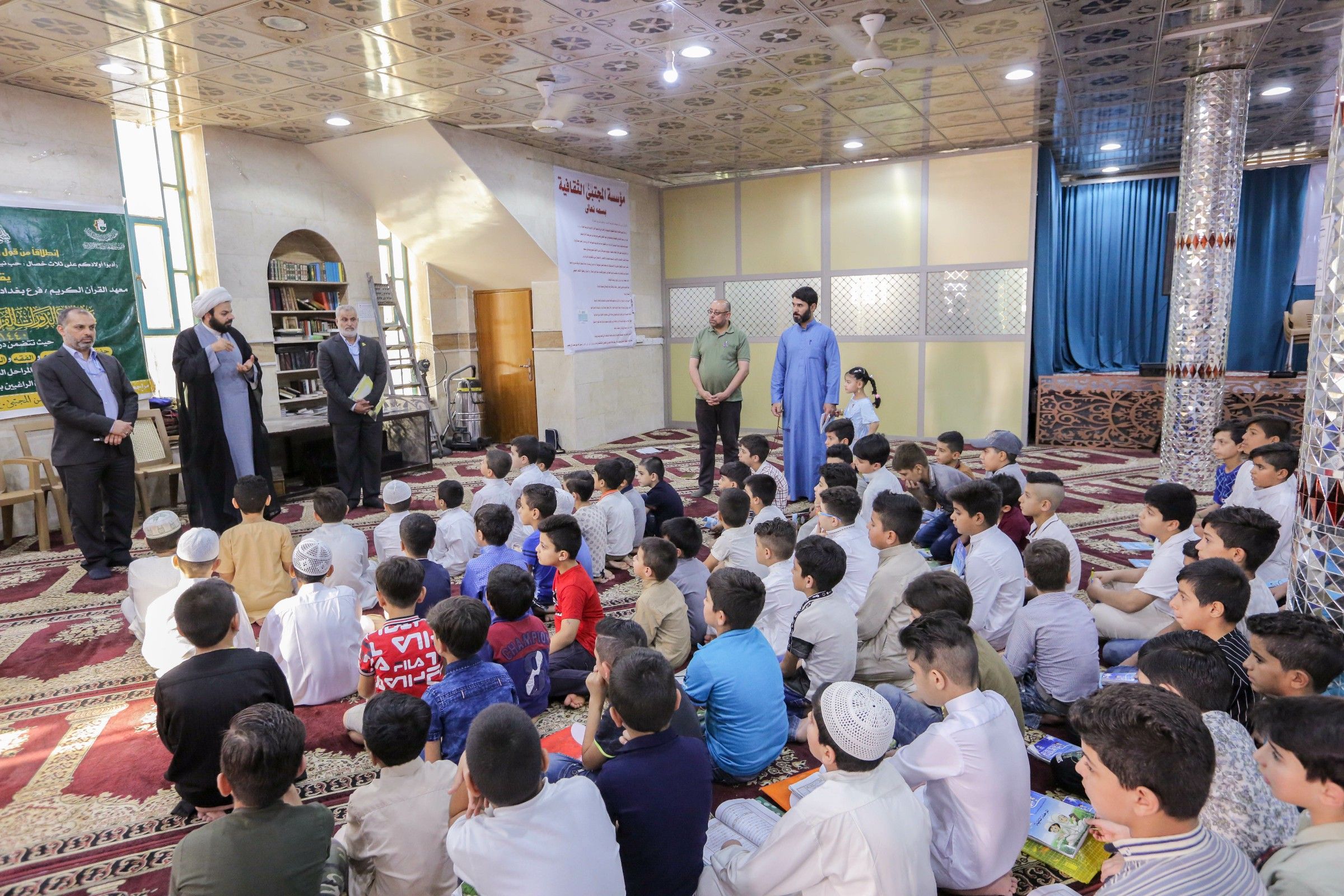 ضمن جولاته التفقدية مدير معهد القرآن الكريم يزور حلقات مشروع الدورات القرآنية الصيفية في بغداد