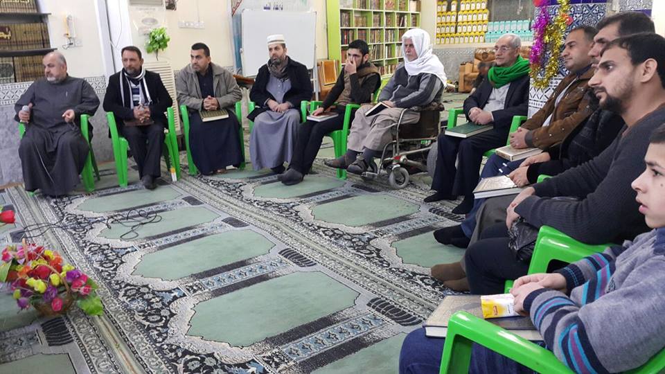 معهد القرآن الكريم فرع بغداد الشعب يقيم جلسة قرآنية تعليمية بالطريقة العراقية