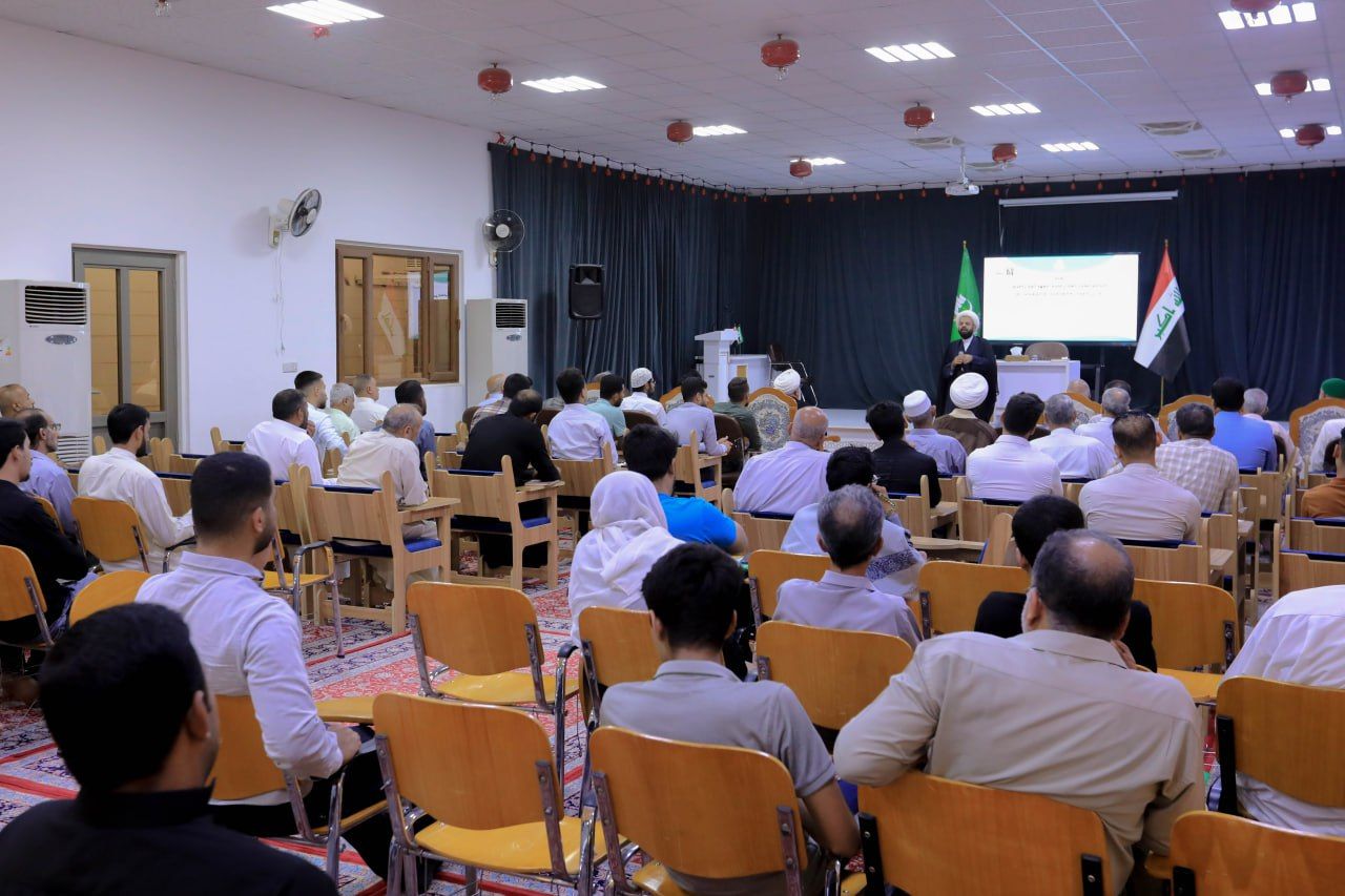 المجمع العلمي ينظم ورشة تربوية بمشاركة 125 أستاذا في كربلاء