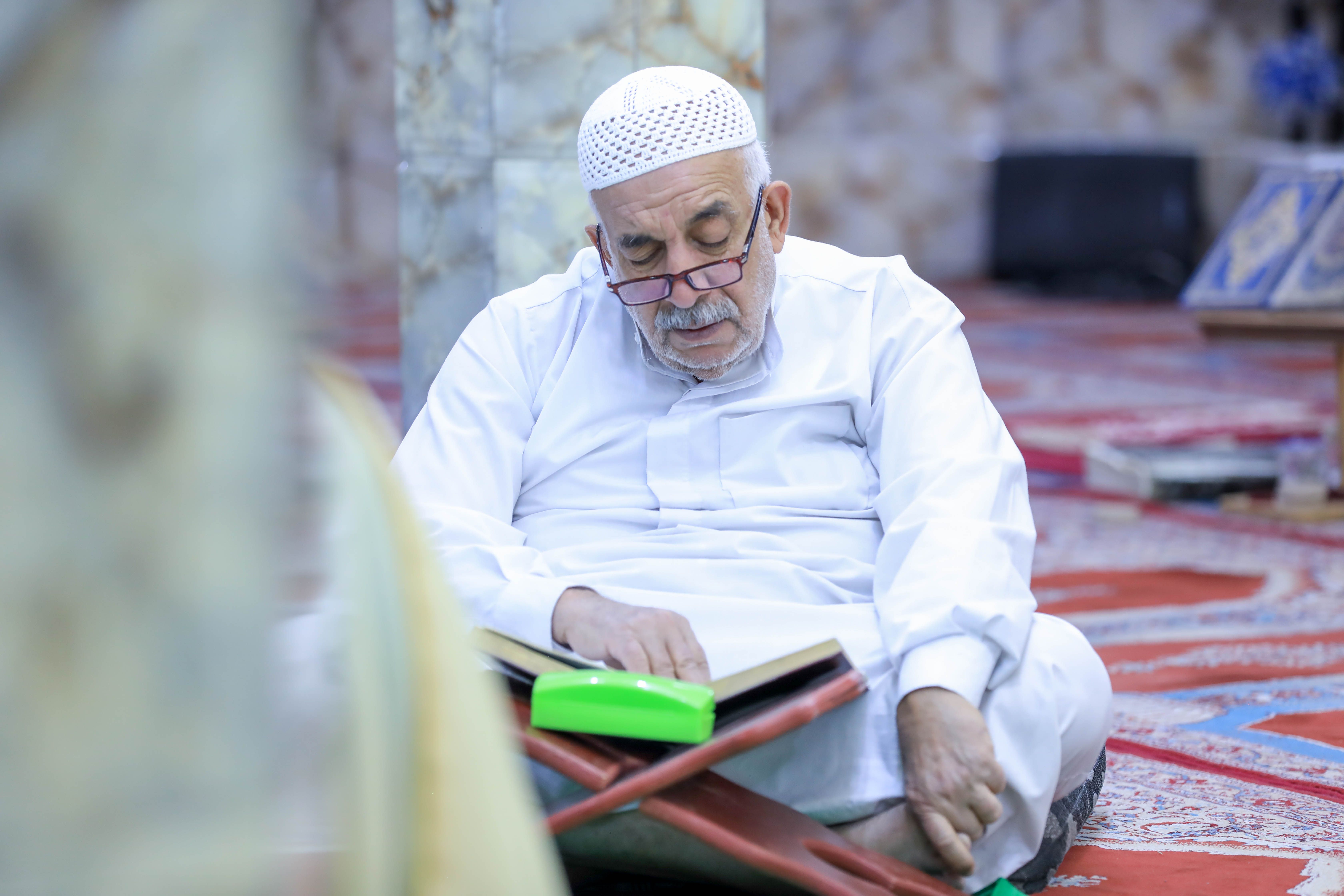 ضمن جولاته التفقّدية مدير معهد القرآن الكريم يحضر البرامج الرمضانية في بغداد