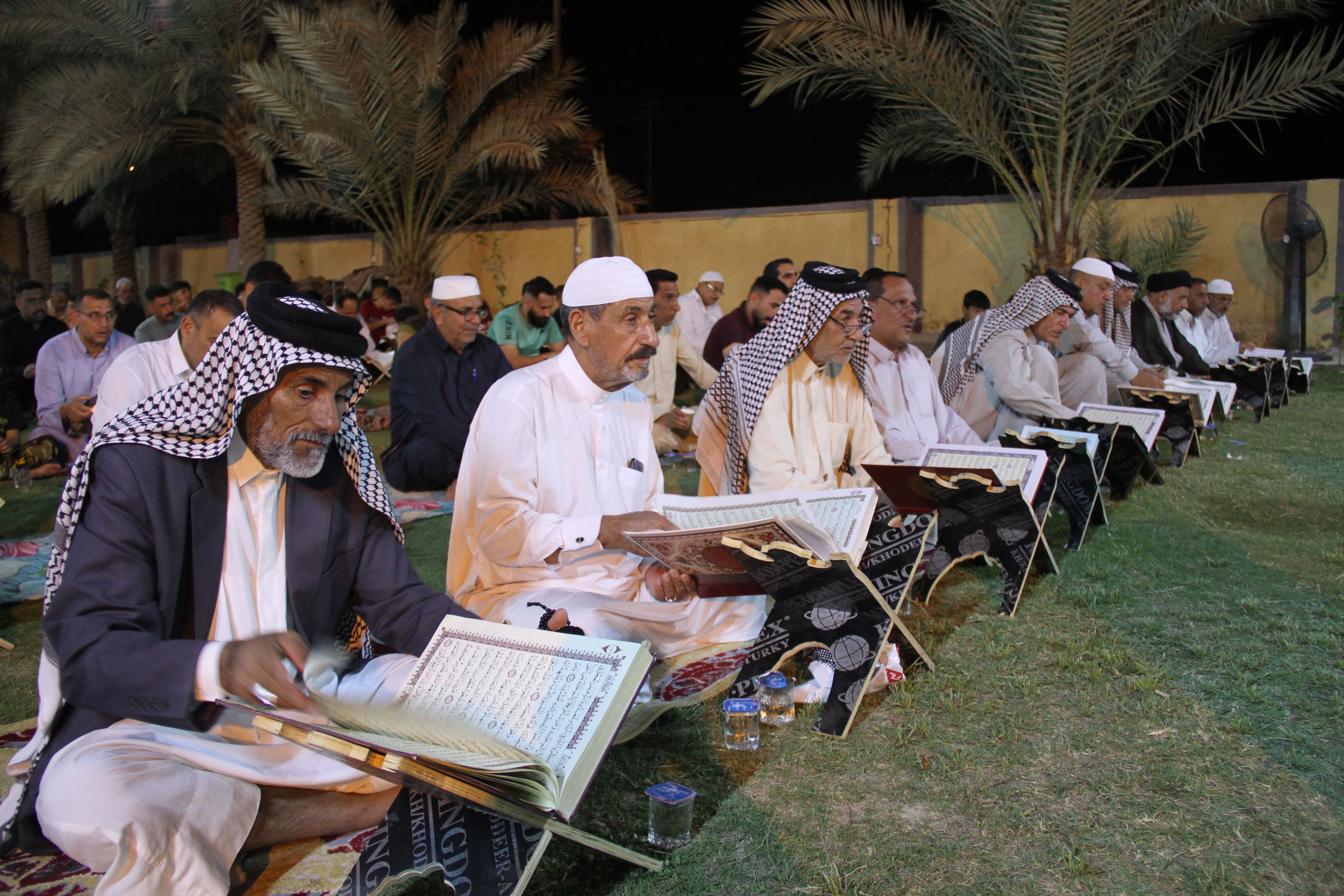 35 ختمة رمضانية توزعت في قضاء الهندية تجمع المؤمنين ليغترفوا من معين الكتاب العزيز