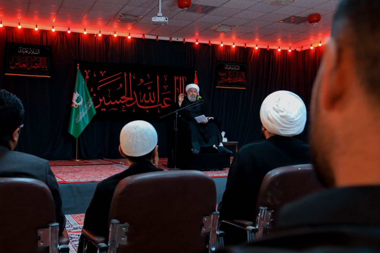 معهد القرآن الكريم يُقيم مجلسَ عزاء عاشورائي تأبينًا لذكرى استشهاد الإمام الحسين (عليه السلام)