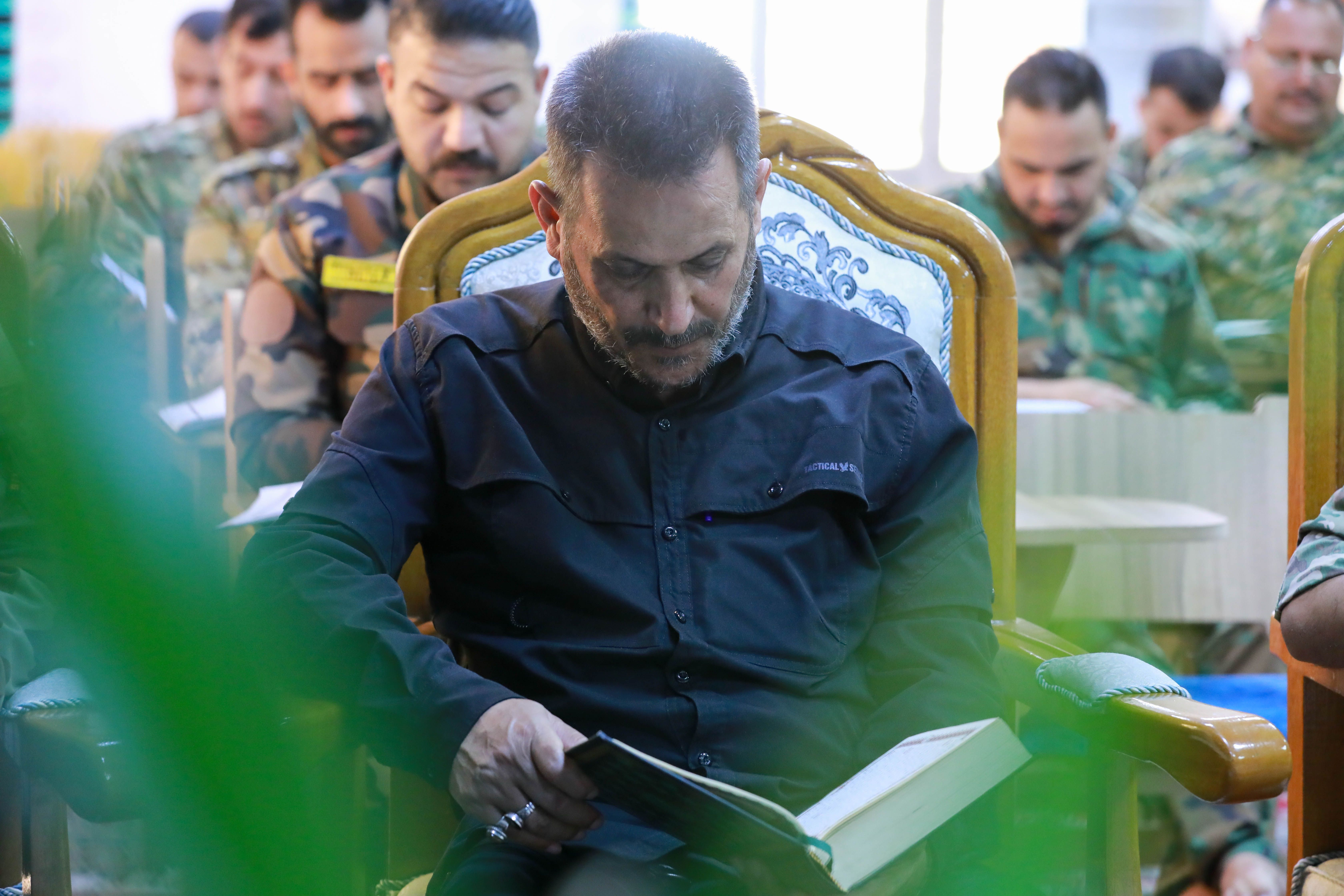 المَجمع العلمي وفرقة العباس القتالية يُقيمان ختمة رمضانية مرتلة في كربلاء