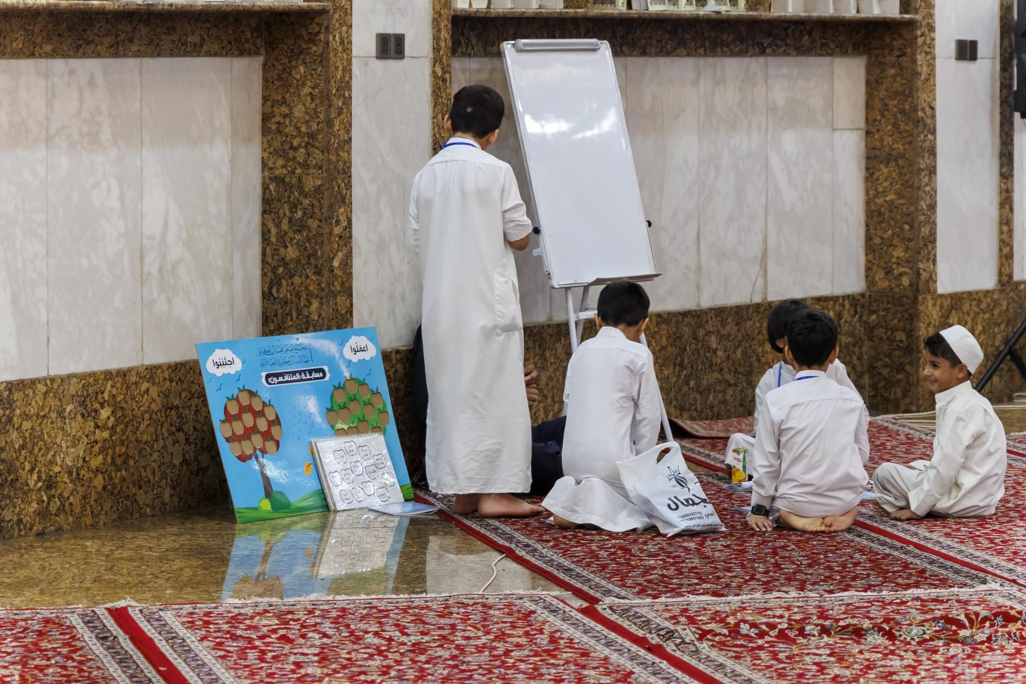 المجمع العلمي يواصل تقديم دوراته القرآنية الصيفية