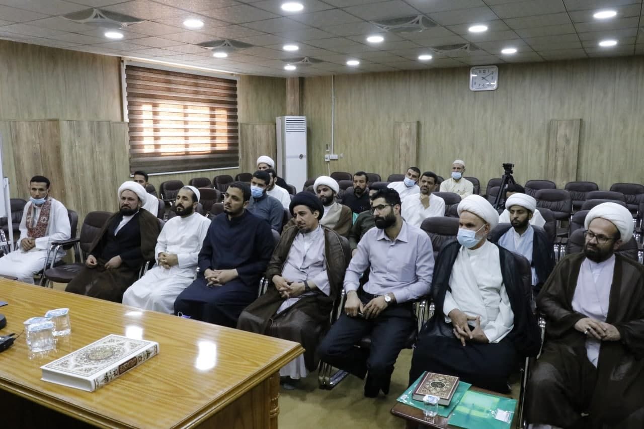 معهد القرآن الكريم فرع النجف يقيم دورة تخصصية لإعداد أساتذة في مجالي علوم القرآن، وقواعد تجويده