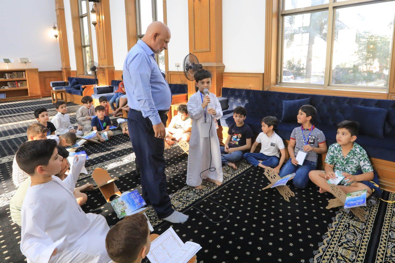 طلبة مساجد كربلاء يواصلون دروسهم اليومية ضمن مشروع الدورات القرآنية الصيفية