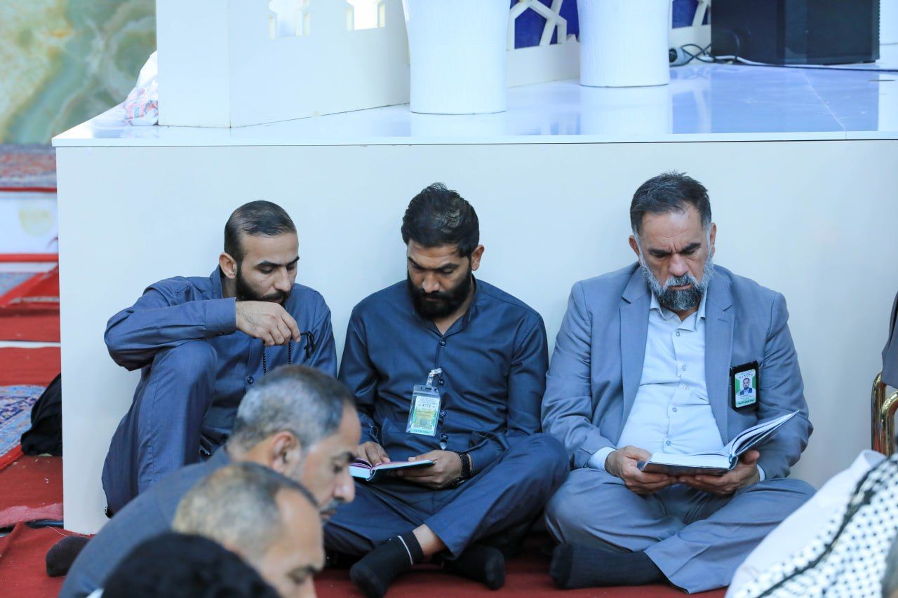 طلبة مشروع حفظ القرآن الكريم يشاركون في فعاليات الختمة المرتلة وسط الصحن العباسي المطهر