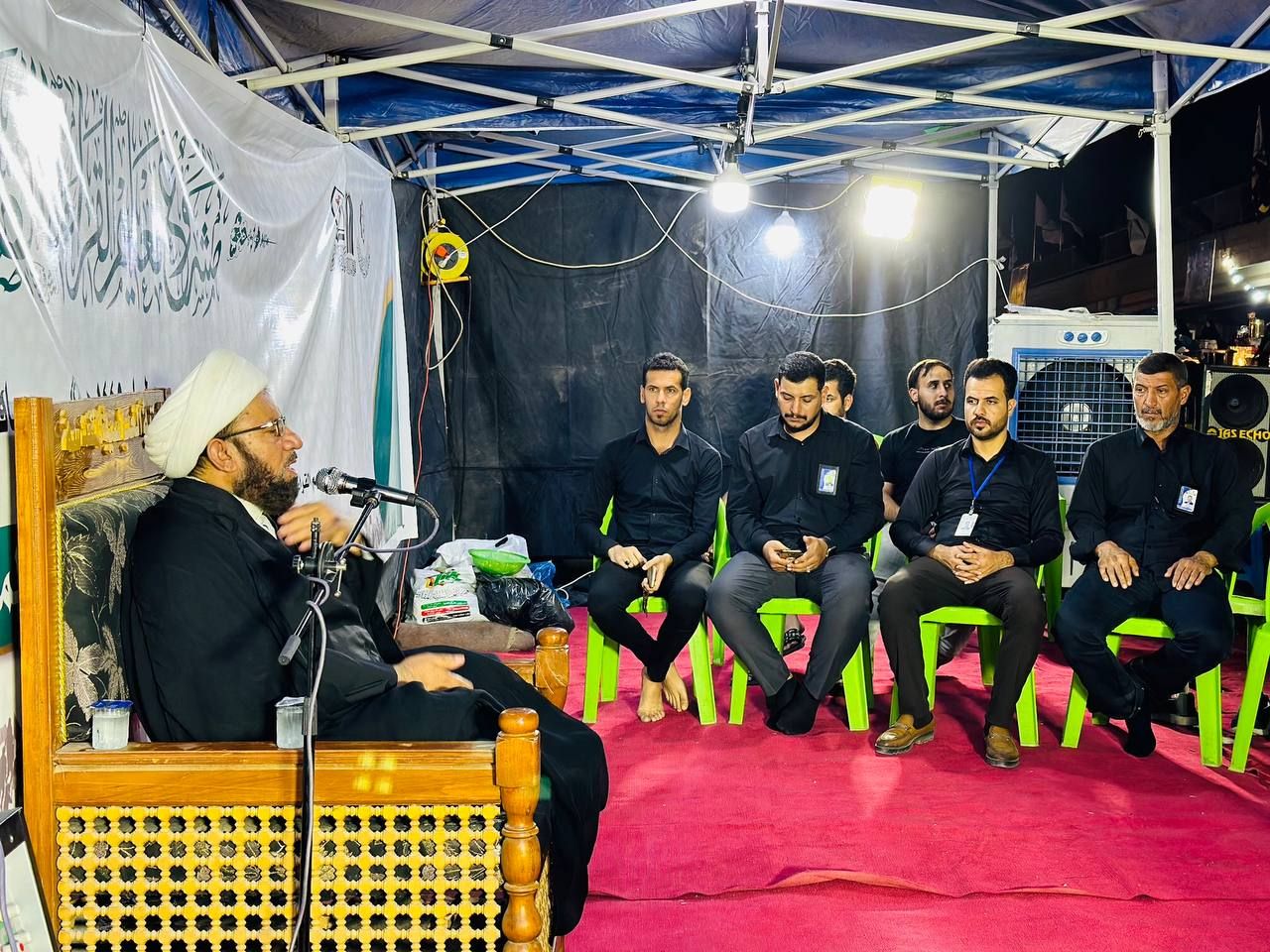 معهد القرآن الكريم يقيم مجلس عزاء في بغداد