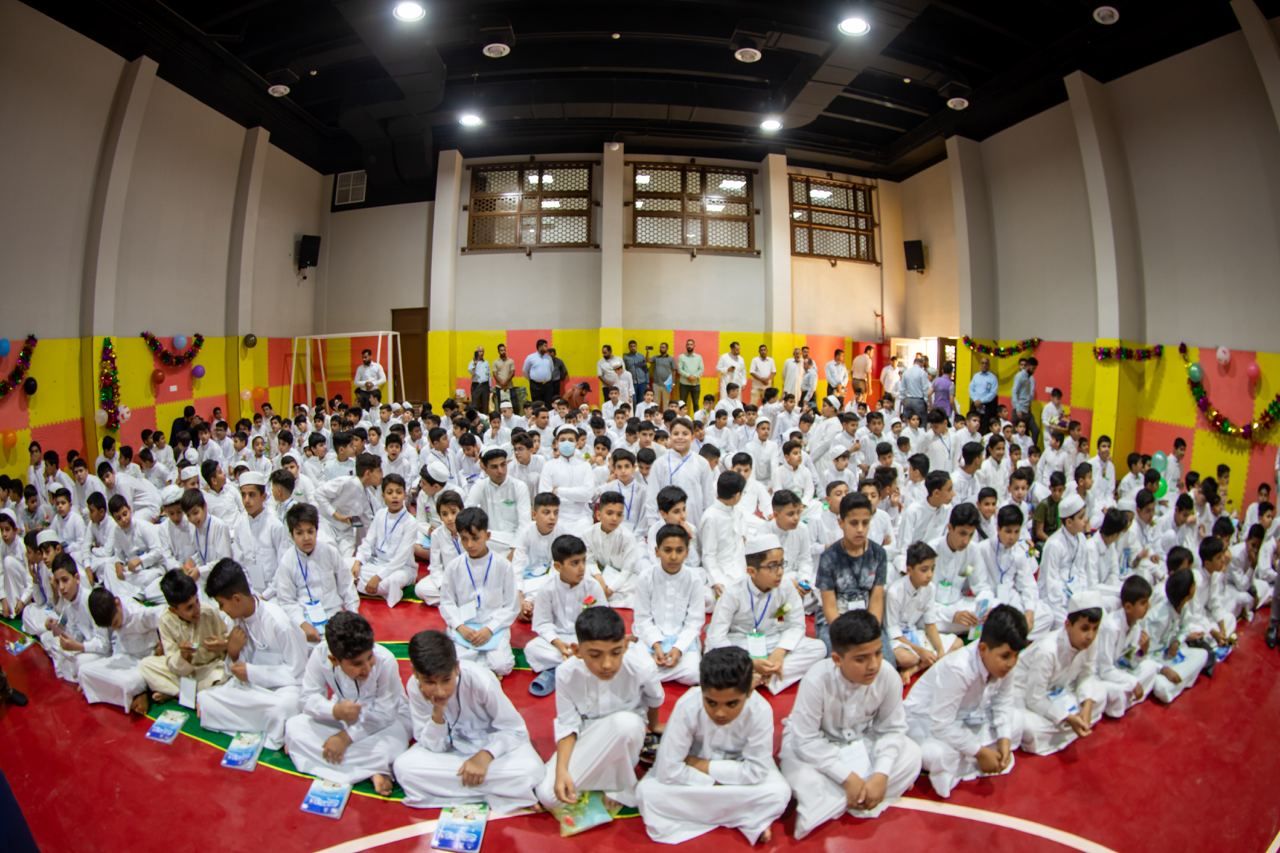 طلبة مشروع الدورات القرآنية الصيفية يُحيون ذكرى ميلاد الإمام الرضا عليه السلام