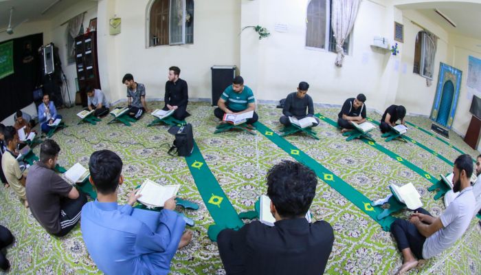 جامعة كربلاء تحتضن أمسية قرآنية في أقسامها الداخلية ضمن المشروع القرآني في الجامعات