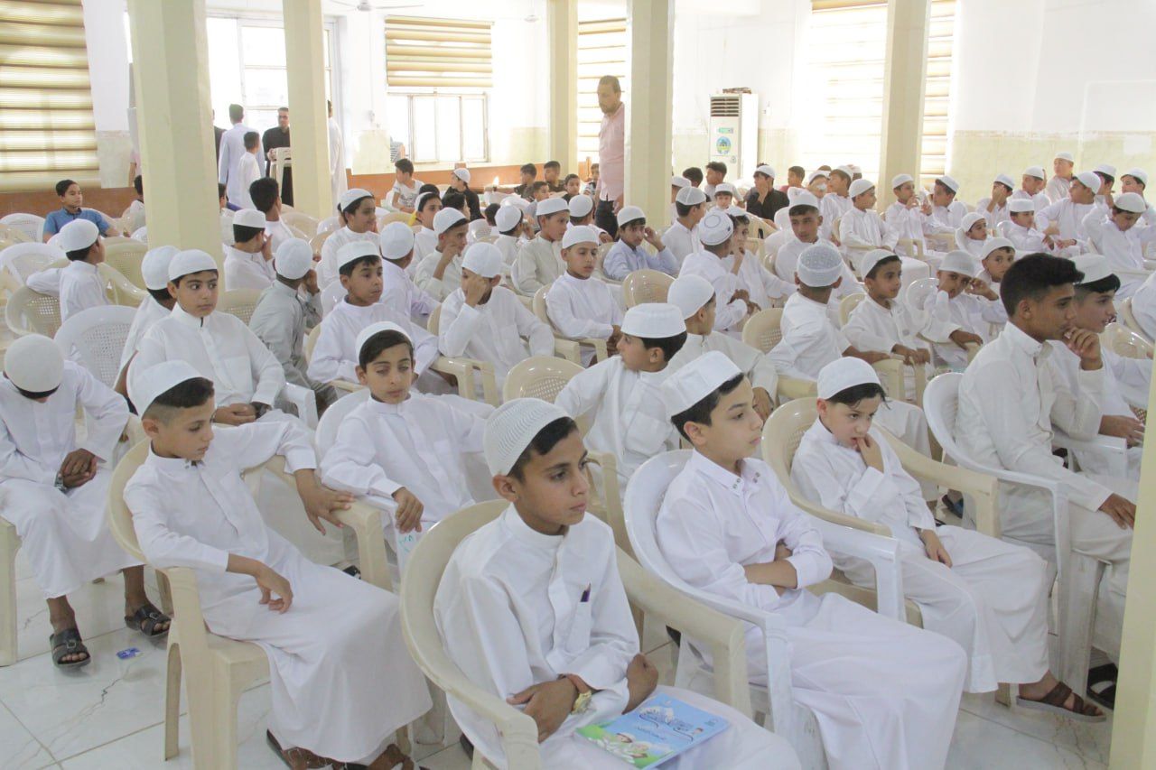 طلبة الدورات الصيفية يحيون ذكرى استشهاد الإمام الباقر-عليه السلام- في قضاء الهندية