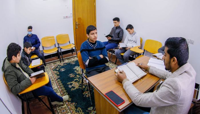 طلبة مشروع حفظ القرآن الكريم يواصلون دروسهم اليومية على وفق آلية تعليم متطورة