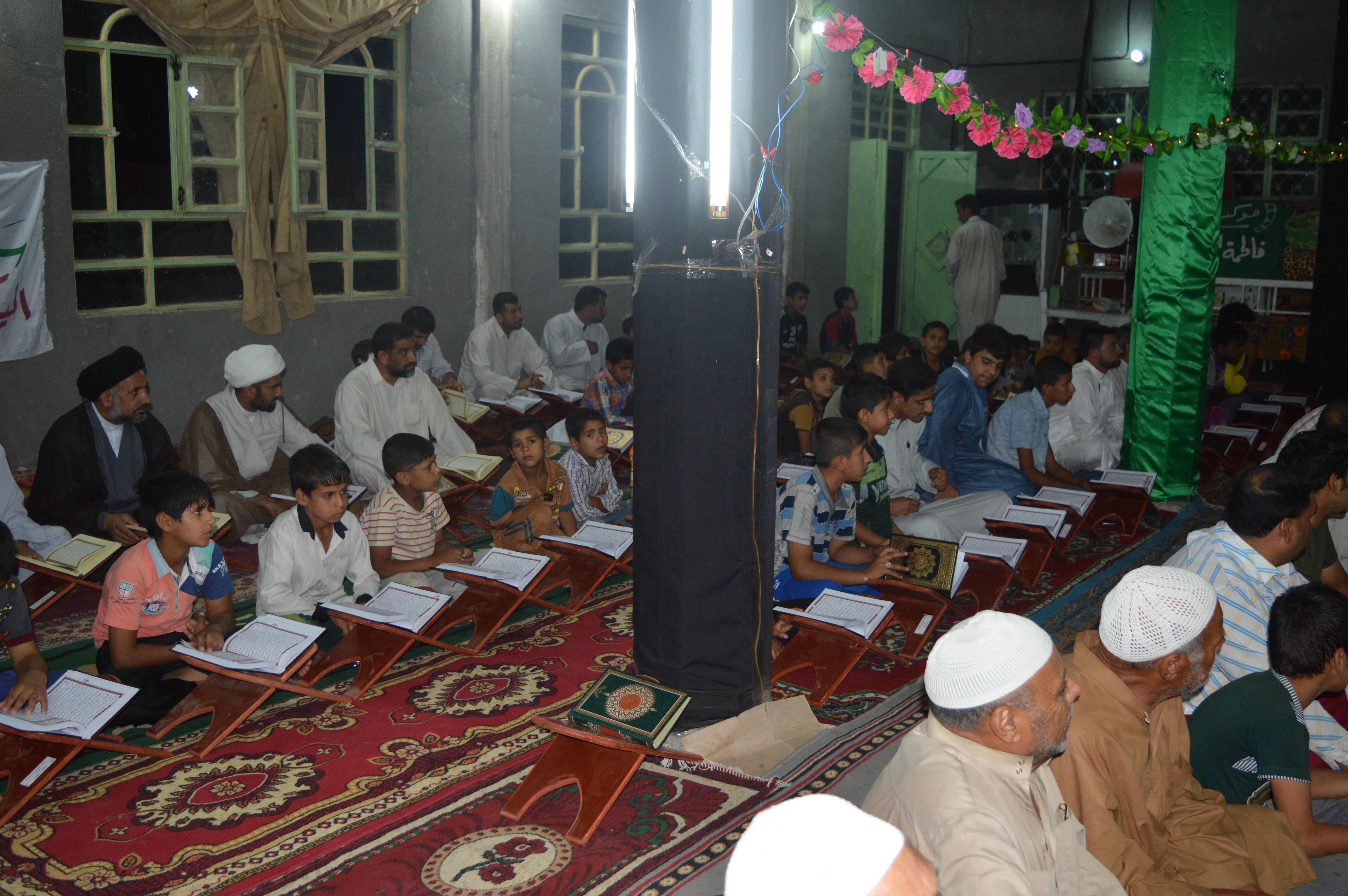  بمناسبة ولادة الامام الحسين (عليه السلام) يقيم معهد القرآن الكريم _فرع الهندية محفلاً قرآنياً مباركاً
