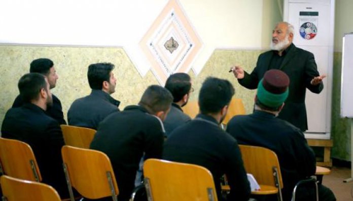 معهدُ القرآن الكريم يُطلق دورة نور الزهراء (ع) السادس عشرة الخاصّة بمنتسبي العتبة العبَّاسيَّة المُقدّسة