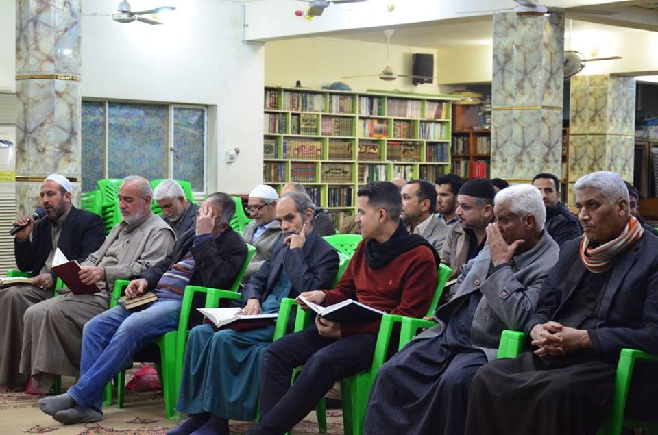 جانب من الدورة القرآنية بالطريقة العراقية التي يقيمها معهد القرآن الكريم / فرع بغداد التابع للعتبة العباسية المقدسة.