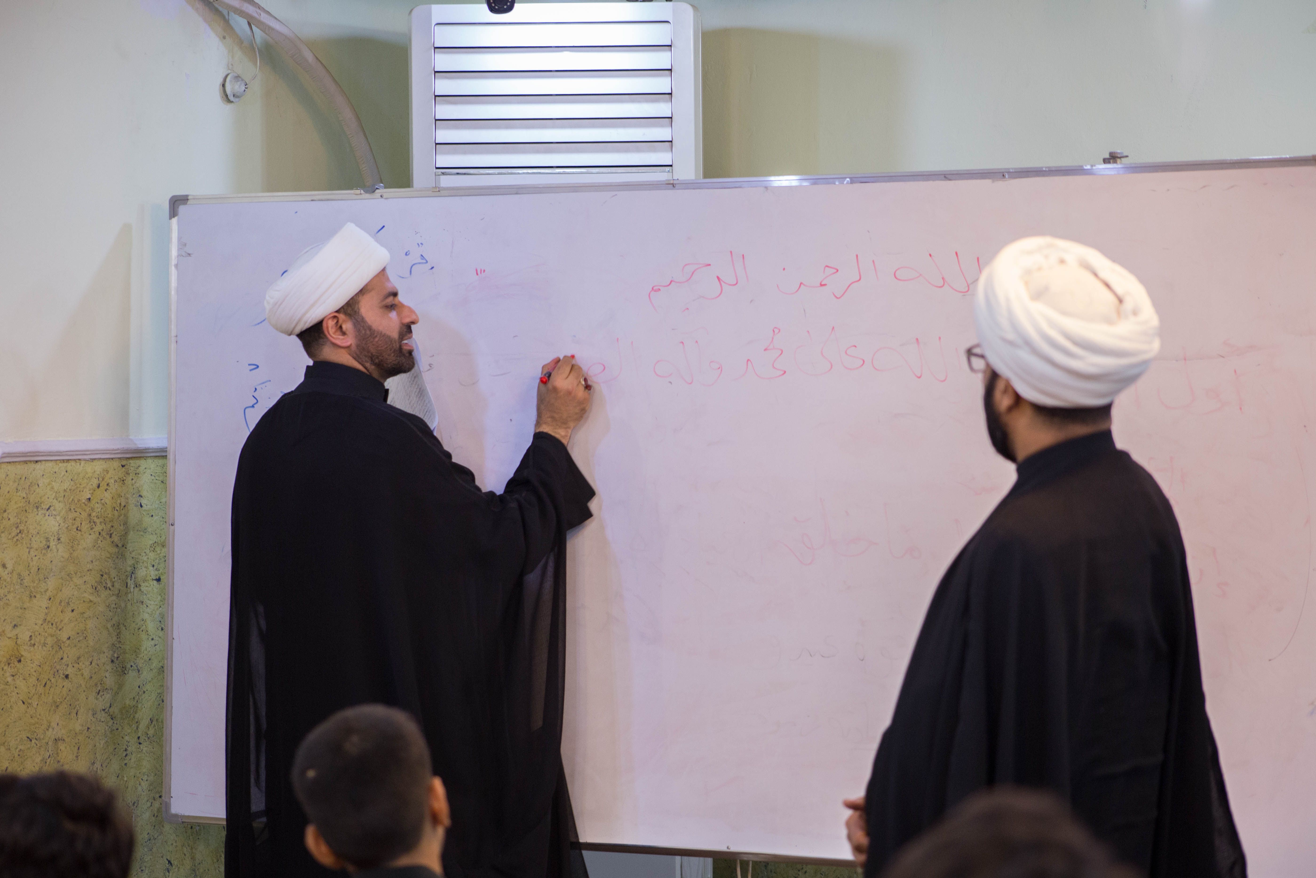 جانب من مشروع المبلغ القرآني الذي يقيمه معهد القرآن الكريم للموهوبين من مشروع الدورات القرآنية الصيفية لعام 2018
