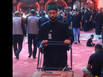 قسم رعاية الصحن يباشر بحملة تنظيف واسعة لصحن مرقد أبي الفضل العباس (عليه السلام)