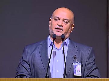 الحفل الختامي لمسابقة ذلك الكتاب الذي يقيمه المجمع العلمي للقران الكريم