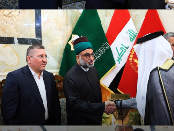 الأمين العام للعتبة العباسية المقدسة يستقبل المهنِّئين بمناسبة عيد الأضحى المبارك