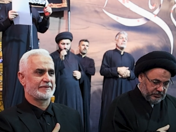 موكب العتبتين المقدّستين الحسينية والعباسية يُحيي ذكرى شهادة الإمام الحسن العسكري (عليه السلام) في سامراء