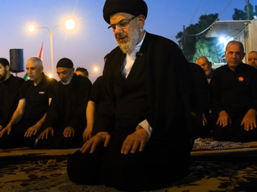 إقامة أطول صلاة جماعة موحدة على طريق يا حسين بين النجف وكربلاء ضمن مشروع التبليغ الحوزوي في زيارة الأربعين