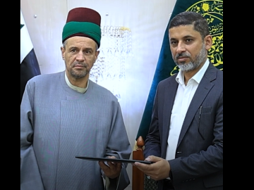 ⭕️ العتبة العلوية المقدسة ومسجدا الكوفة والسهلة يتسلمون دعوات المشاركة في أسبوع الإمامة الثالث
