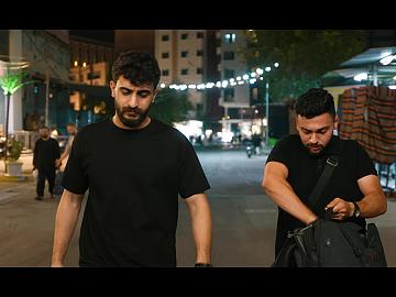 منو الأهم ؟