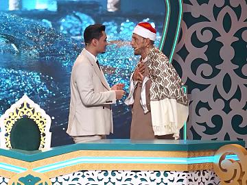 ترقّبوا الحلقة السادسة من جائزة العميد الدولية لتلاوة القرآن الكريم – النسخة الثالثة  أصواتٌ تتجاوز الحدود… ولحظاتٌ تُكتب في ذاكرة التلاوة إلى الأبد  من يقترب من اللقب أكثر؟ القادمُ أقوى… فلا تفوّتوا الموعد