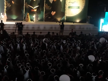 تلميذات الحفل المركزي للتكليف يردِّدن نشيد التكليف الشرعي ...