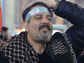 وفق الرواية الثالثة... مواكب عزاءٍ عراقية وأجنبية تحيي ذكرى شهادة السيدة الزهراء (عليها السلام) في العتبة العباسية المقدسة