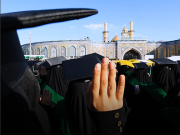 أكثر من 5000 طالبة جامعية يردِّدن قسم التخرج وعهده أمام مرقد أبي الفضل العباس (عليه السلام)