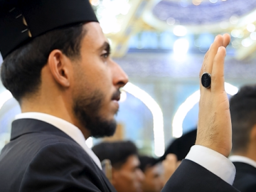 صحن مرقد أبي الفضل العباس (عليه السلام) يشهد ترديد قسم التخرج لأكثر من 5 آلاف طالب من دفعة على هدي القمر السادسة