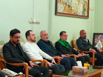 وفد العتبة العبّاسية المقدّسة في إيران يزور مكتب المرجعية الدينية العُليا في مدينة قم..