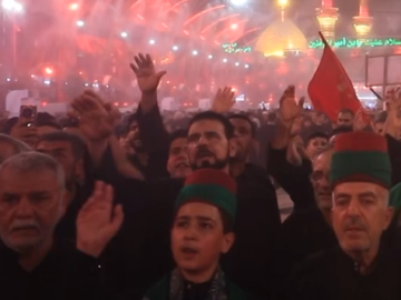 المؤمنون يحيون ذكرى نزول الإمام الحسين (عليه السلام) في كربلاء عبر مواكب عزائية