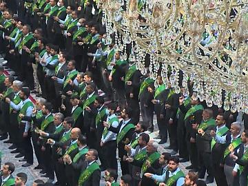 الى جواد الائمة خدمة الكافل يرفعون تهاني الولادة