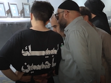 قاعة عرض متحف الكفيل للنفائس والمخطوطات تشهد توافدًا كبيرًا لزائري الأربعين