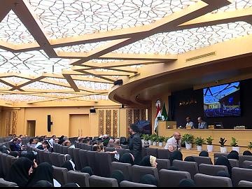 The position of different cultures and customs of people in the lifestyle and the thoughts of Imam Ali and its connection to daily life of Muslims in
