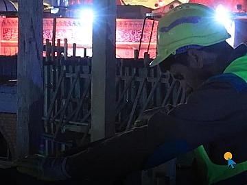 استئناف أعمال صب المساحات التكميلية لسقف الطابق الأول في مشروع صحن السيدة أم البنين (عليها السلام)