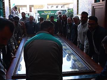المباشرة بتثبيت بوابة الإمام محمد الجواد (عليه السلام) المؤدية إلى صحن مرقد أبي الفضل العباس (عليه السلام)