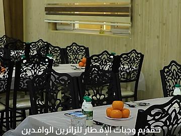 مجمّع الشيخ كليني (قدّس سرّه) يقدّم وجبات الإفطار للزائرين الوافدين لإحياء ليلة الجمعة في كربلاء